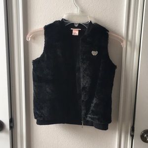 Girl juicy couture fur vest